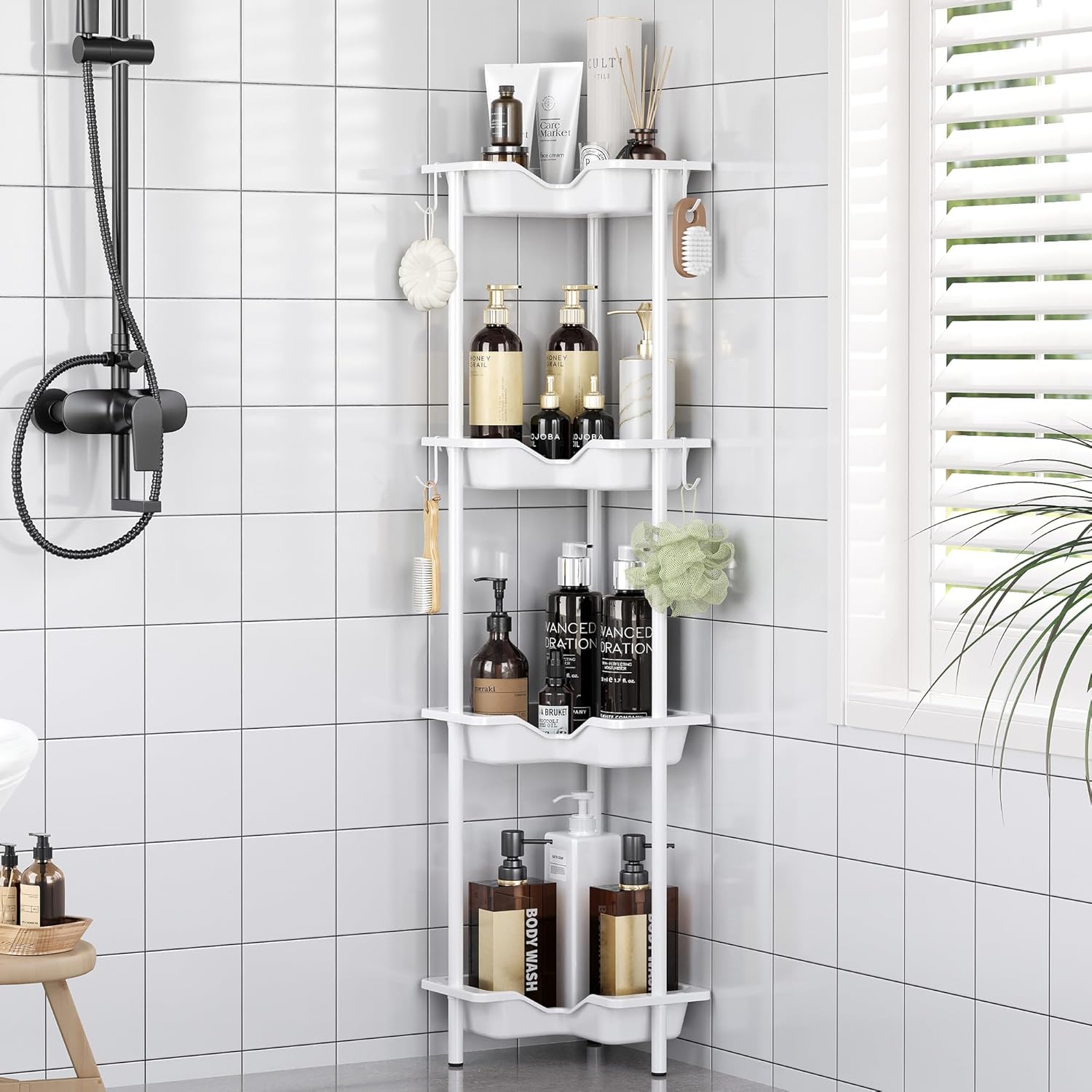 Estante de ducha OriwarE de 4 piezas, sin necesidad de taladrar, independiente, estante de almacenamiento de suelo con diseño patchwork de plástico y metal, con 4 ganchos, estante de ducha esquinero resistente a la corrosión, blanco